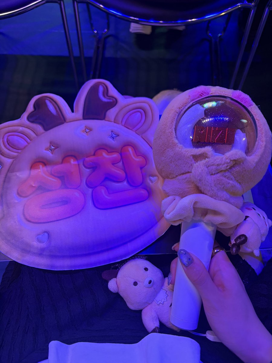 riize_sc_a's tweet photo. 생일 축하해⭐︎
올해는 오빠의 생일을 직접 축하해 줄 수 없어서 너무 슬퍼. 
그래도 일본에서 많이 축하해 줄게. 
오빠의 앞으로의 모습도 계속 보고 싶어요
사랑해 🧡

#성찬생일_오조하보내랑
#25BloomWithSungchan https://t.co/tWHt2wBn2M
