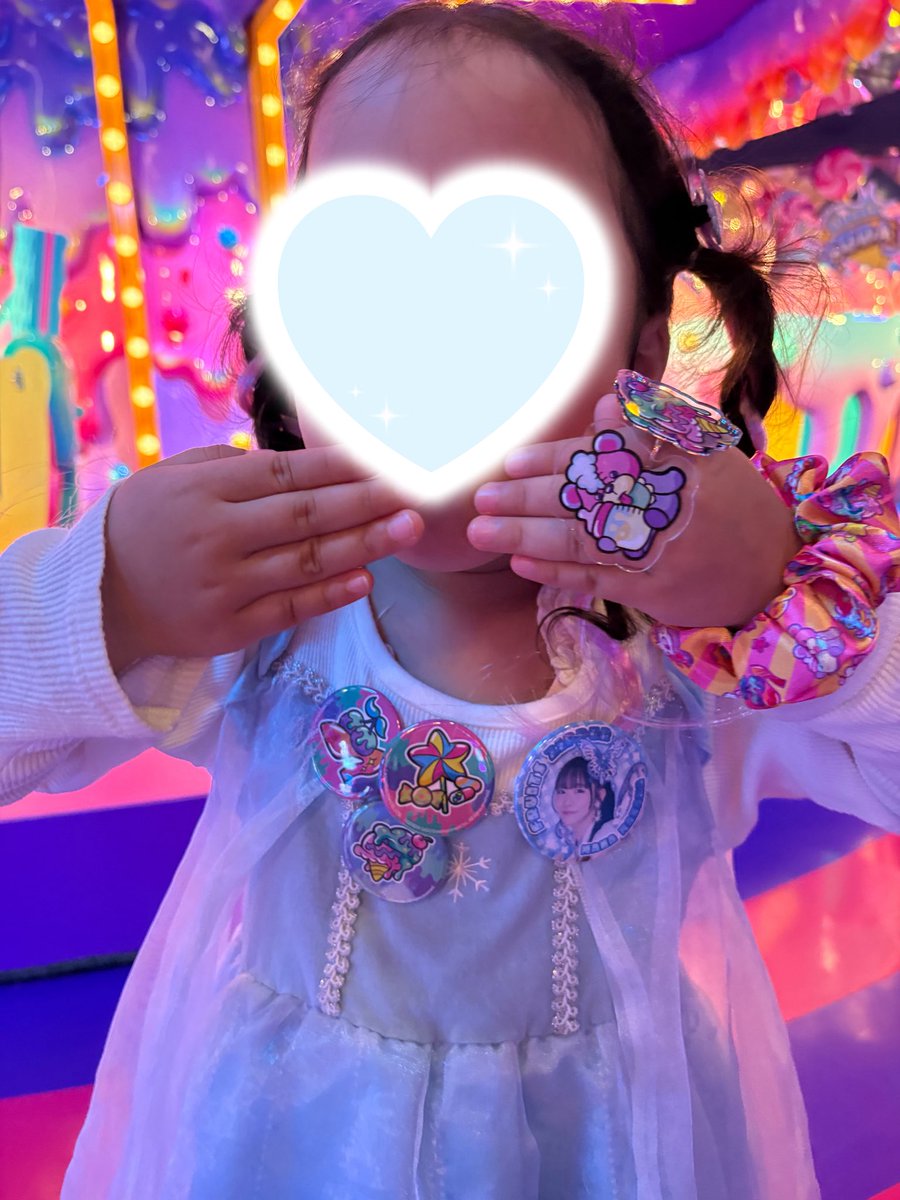 panda__fz15's tweet photo. 楽しかった👾❣️
娘がBabyちゃんの指輪無くしちゃった話をしてたら、優しいまなふぃ推しのお兄さんが指輪くれました😭
#KAWAIIMONSTERLAND https://t.co/L3FIhXoGip