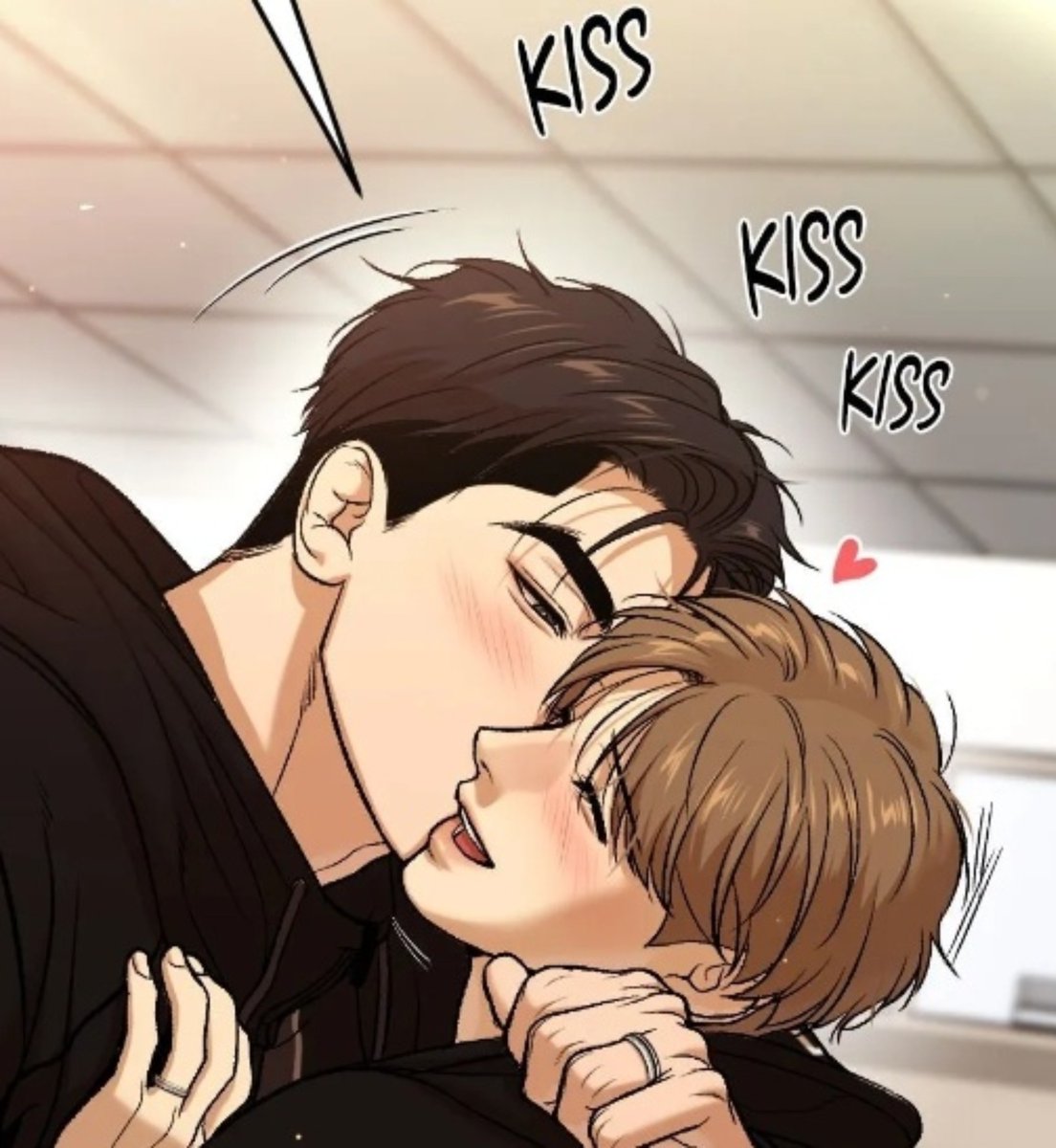 Cosette7777777's tweet photo. the kiss kiss kiss they needed all along <3 https://t.co/AjHpw1YqNW