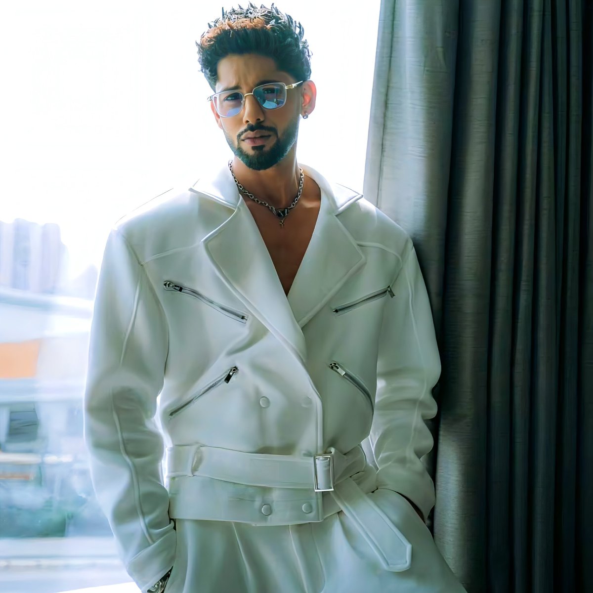 toxicfaery's tweet photo. Roadies auditions across four cities &amp; my man decided to serve looks at every single one.🔥❤️

#BaseerAli #RoadiesRebirth https://t.co/83G5lMtAe5