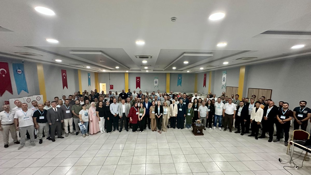 sagliksen's tweet photo. Sağlık-Sen Genel Başkan Yardımcısı Mustafa Irgatoğlu, Uşak Şube'nin 7. Olağan Genel Kurulu'na katıldı. 

Uşak Şube Başkanı Muhammed Ali Aloğlu, yeniden şube başkanlığına seçildi.
⤵️
https://t.co/uk2BcGdDjf https://t.co/pY31aJhOH6
