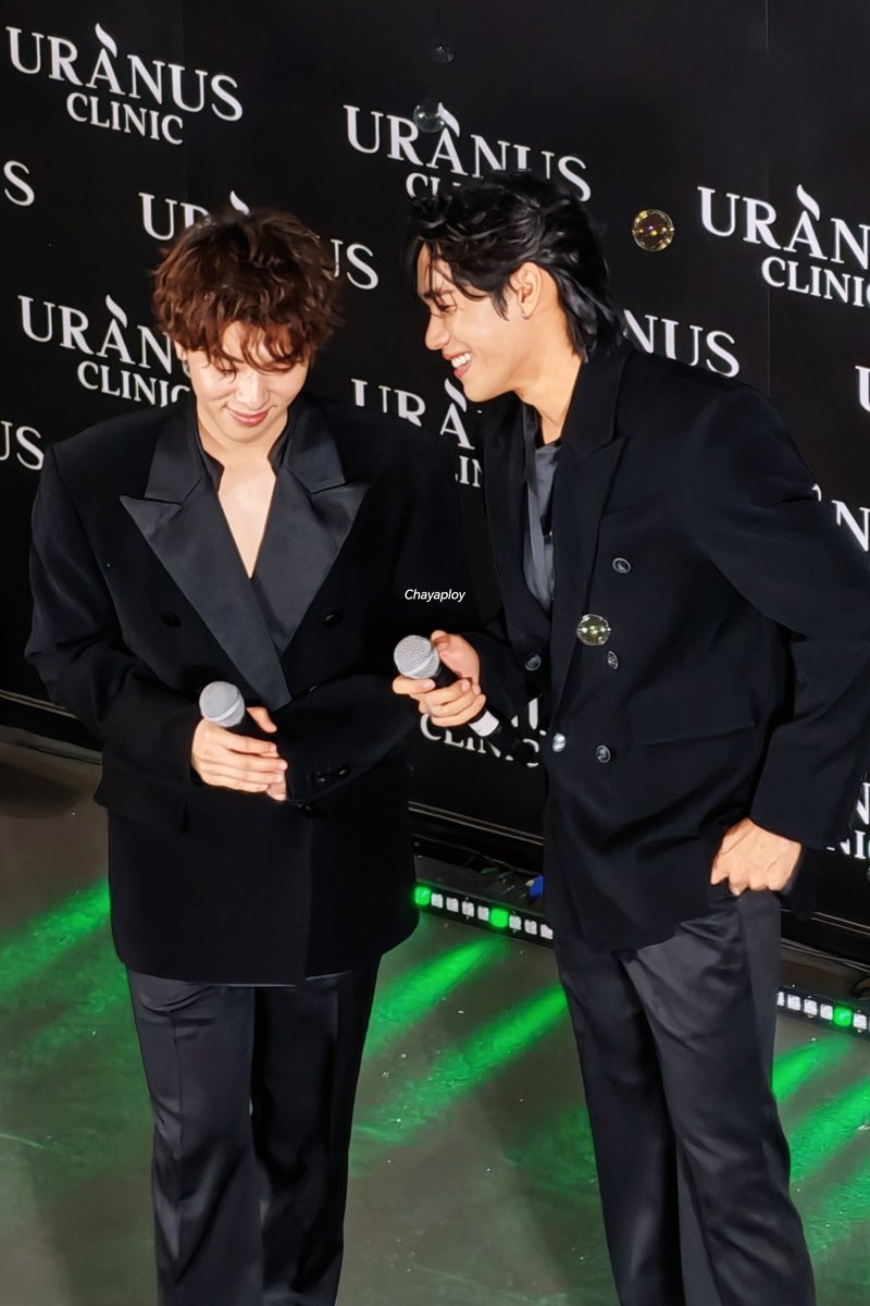 chayaployp's tweet photo. หืมมม... มวลนี้มัน 😳✨ 

NGERNOAT X URANUS CHIANGRAI
#UranusClinicXNgernOat
#NgernOat https://t.co/r5W6R7nXxX