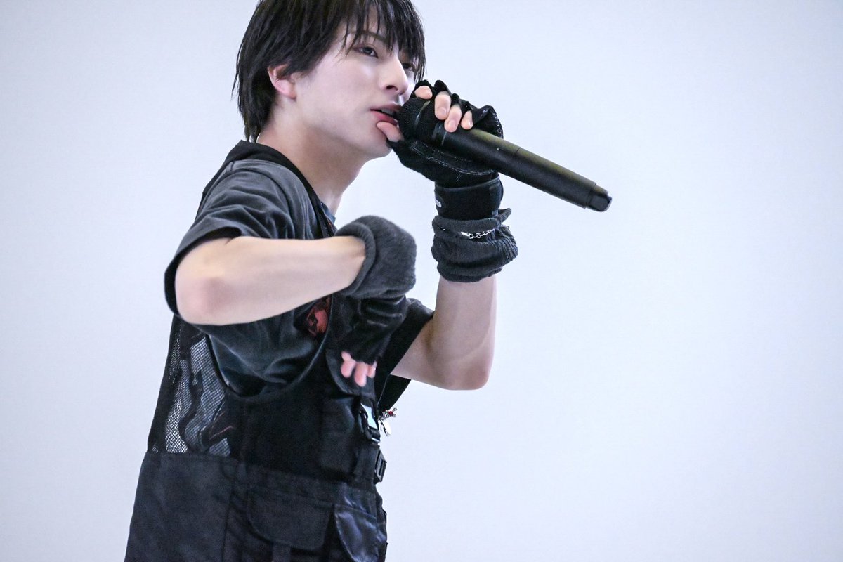 chmnya_'s tweet photo. 260912 イオンモール幕張新都心
竹内雄大（@takeuchiyudai ）くん
· · ───── ·✧· ───── · ·
#竹内雄大 #GRIPHAGE_SUPERNOVA
#グリファージュ #GRIPHAGE https://t.co/RJIck2uqTS