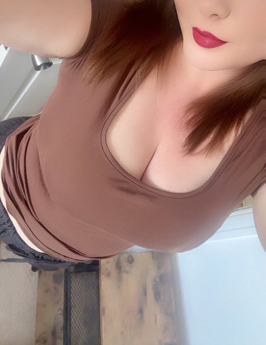 All_about_ava's tweet photo. Have a good day 😍

#BustyGirl #CurvyGirl https://t.co/sxX7ioS2d5