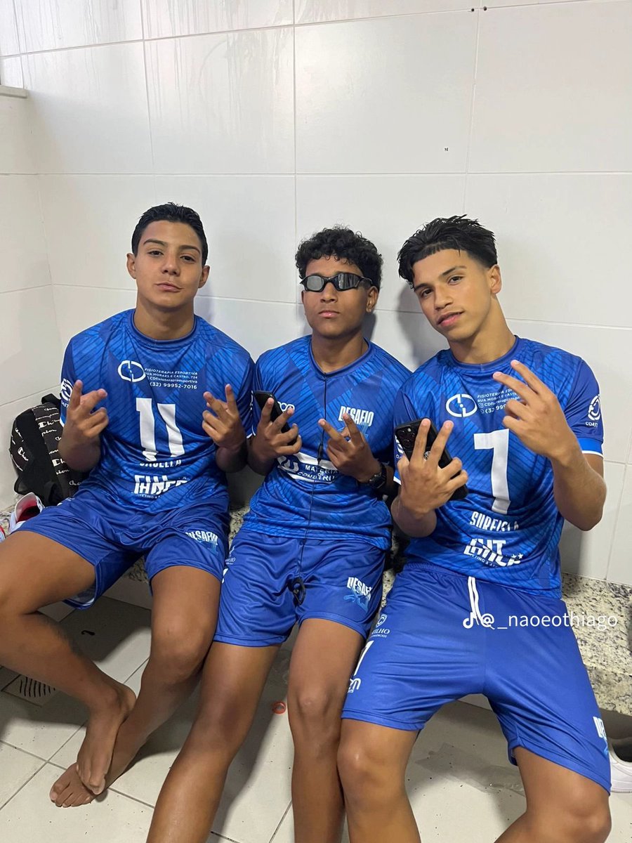 Shenaniganszer's tweet photo. Sonho: ser marmita de mlk no vestiário 🥴💦 https://t.co/AZRFudfAe0
