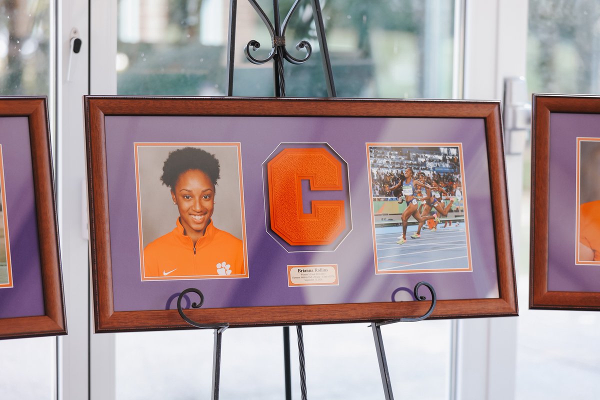 ClemsonTrackXC's tweet photo. Congratulations to Brianna Rollins-McNeal &amp; Coach Tevin Hester on being inducted into the Clemson Athletic Hall of Fame! https://t.co/6pevHHGDxV