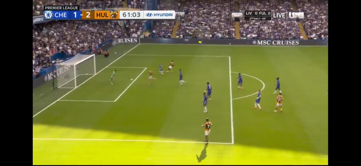 ThatG4m's tweet photo. Hull city should have been leading chelsea by 3 now 

How did you miss that 😭😭 https://t.co/jjTIUIUy4M