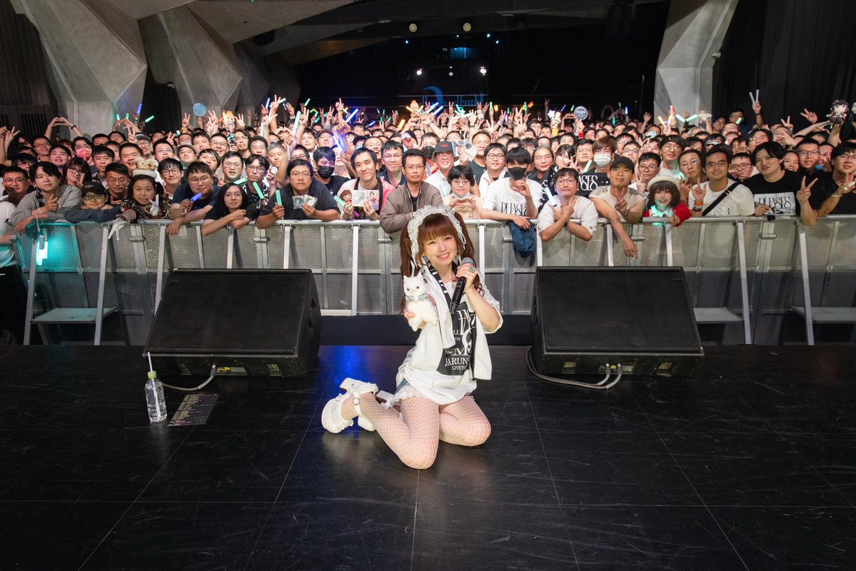 luna_galaxy's tweet photo. 台北ワンマン！！
楽しすぎて終わりたくなかったよｫｫｫ😭✨
8年ぶりに訪れた台北で初のワンマンができて本当に幸せです！！！！！
‍みんなの楽しそうな表情や姿が忘れられない、最高のライブでした🥳🌙✨
謝謝台北！下次見❤️‍🔥❤️‍🔥❤️‍🔥 https://t.co/9cf2qMeJ4u