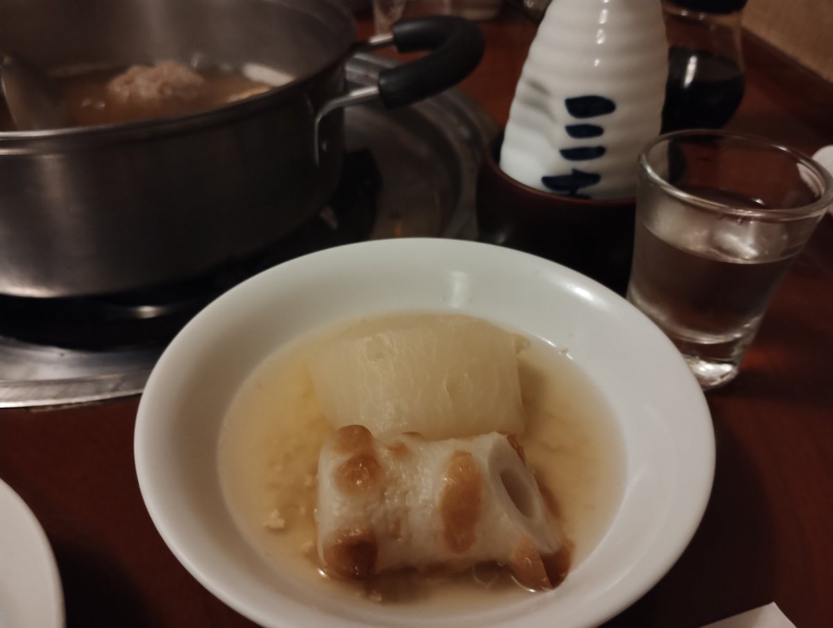 gen_NoFuture's tweet photo. ライブ終わりにしっぽりと飲んだので、宿に移動
そして本日も無事にチェックイン

さあ〆るぞ https://t.co/KBzjM5UR3b
