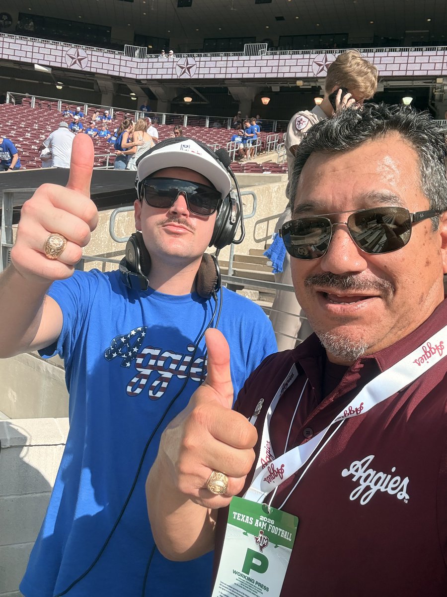 pedluna's tweet photo. My great friend @AggieDjMike ready to rock #KyleField #GigEm #LosAggies @los_aggies @12thManP @12thMan https://t.co/0S45CfwLJP