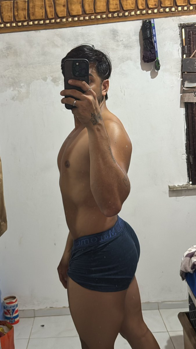 trajanoon's tweet photo. Treino de 🍑 https://t.co/jc4sY3gF86