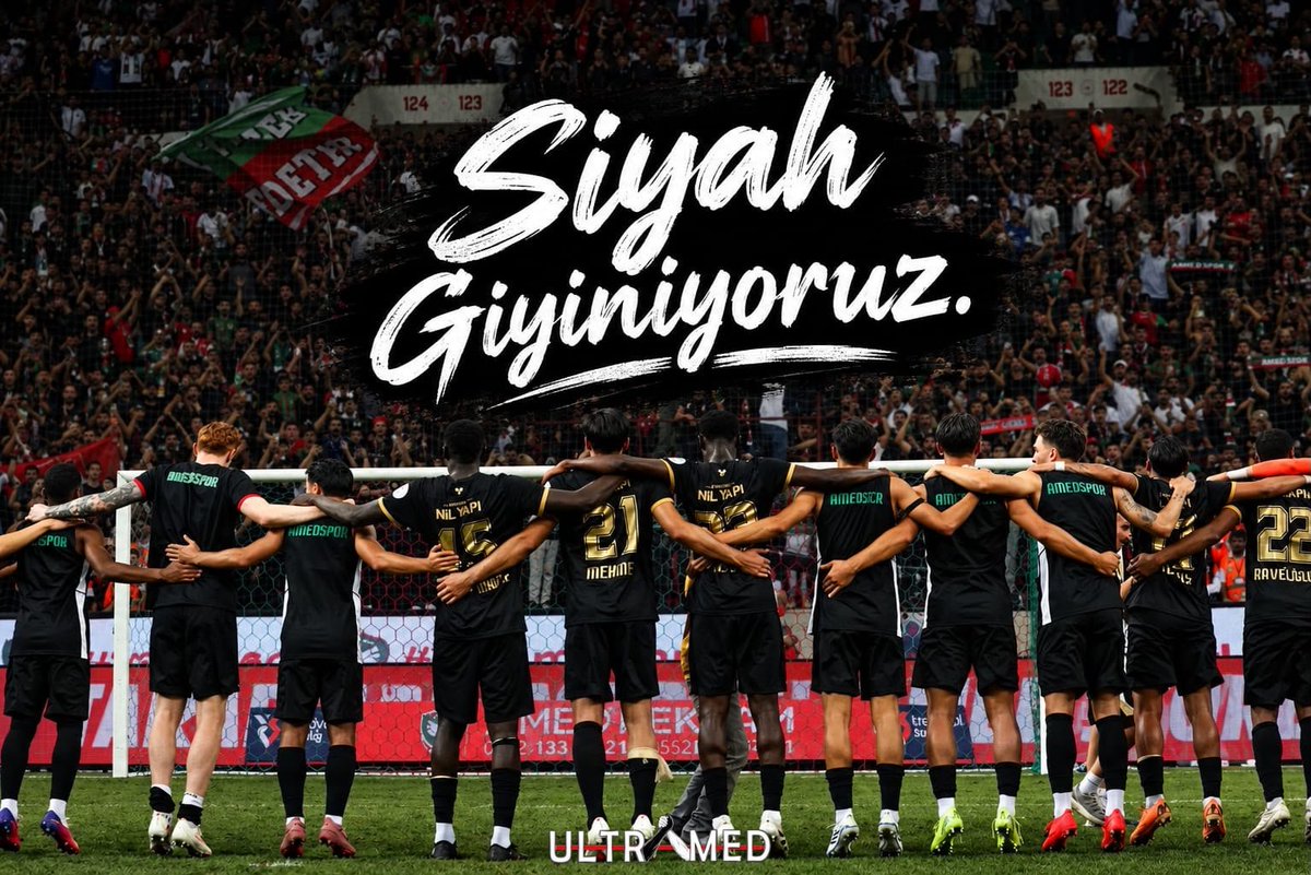 ultramed21's tweet photo. Başakşehir maçında, aldığımız karar doğrultusunda tribünlerde Siyah Giyiniyoruz. 

Stadyuma gelecek Tüm taraftarlarımızı bu karara uymaya davet ediyoruz. https://t.co/1pZlopHe0c