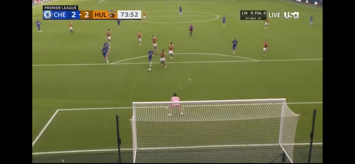 ThatG4m's tweet photo. Chelsea couldn’t score from this angle 😭you will feel sorry if hull city scores 😭 https://t.co/aiRp56of7i