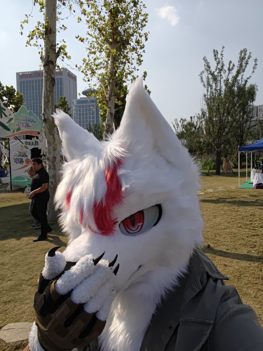 LFisBadDog's tweet photo. 🐺自拍 https://t.co/GH5CQvQmfd