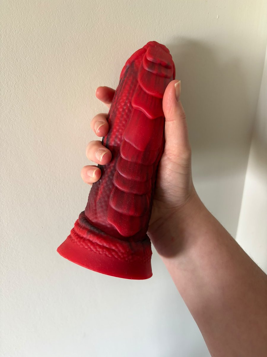 herdarksecretx's tweet photo. Think I can take the whole thing? - Come and find out on OF 😉🖤

@girthmasterr @Girthmasterr_  Does this class newbie in training? https://t.co/DfZ7mw1gof