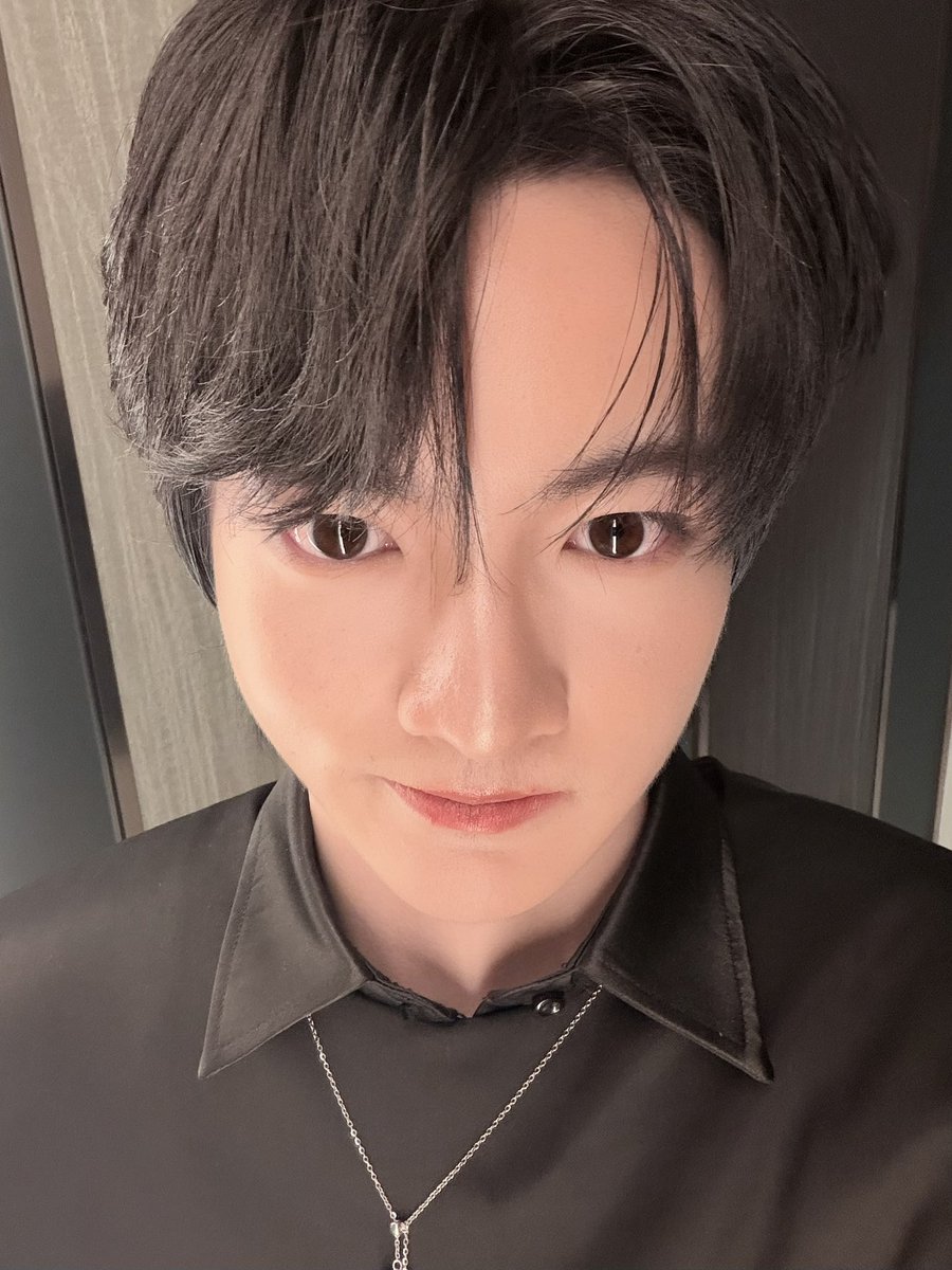 imreeonn's tweet photo. ขอบคุณพี่ๆมัมๆที่มาให้กำลังใจที่งานเเละผ่านหน้าจอนะค้าบบบ DMD ได้รับรางวัลด้วย เจอกันงานต่อไปนะทุกคน🤍🐯

#MchoiceMintAwards2026
#reeonn https://t.co/HA6gS1KYcy