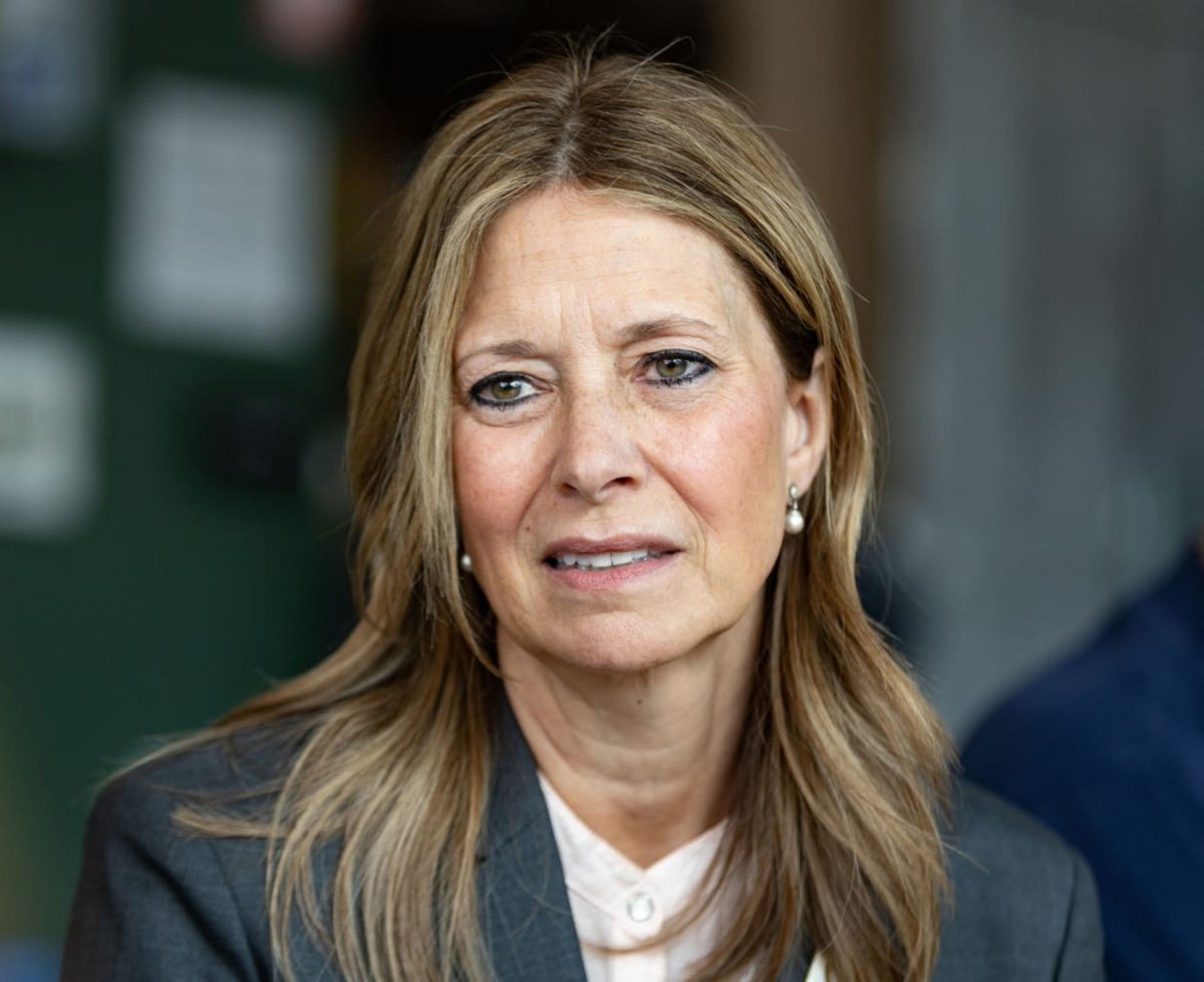 DeAngelisCorey's tweet photo. She said public schools "saved her life" yet she still sent her kids to a private school.

She says private schools have "no accountability" yet she still sent her kids to one.

She said "our kids deserve nothing less" than public schools. 

@amyactonoh, you are a hypocrite. https://t.co/Z3J1BOwDtf
