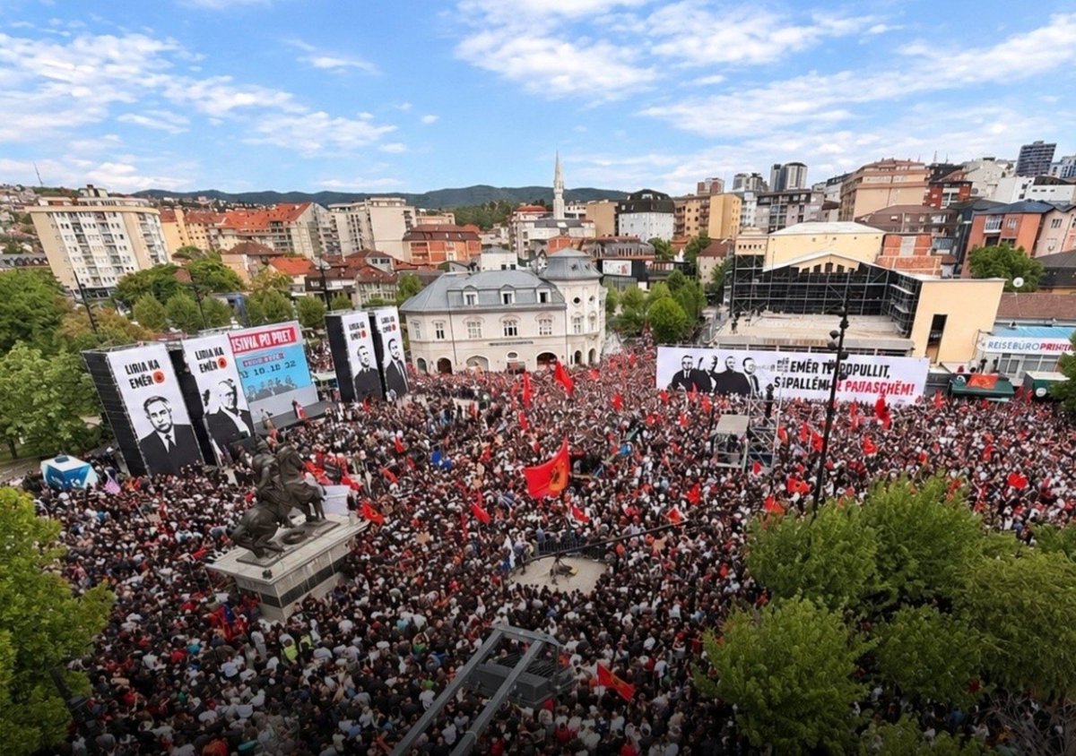 Aura_Ghosttt's tweet photo. Tirana,Albania 22.06.2026 🇦🇱
Pristina,Kosovo 12.09.2026 🇽🇰

Many people seeking  justice ✋🏻 https://t.co/OHkcSApFZx