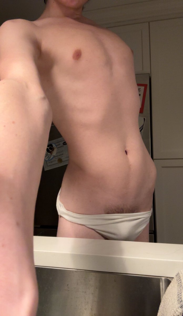 berrisnshine's tweet photo. haven’t posted bush yet as im usually hairless like a good boy :3 https://t.co/oCAktpVpl3