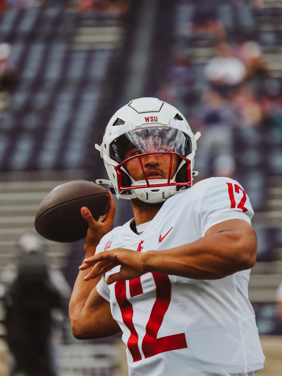 WSUCougarFB's tweet photo. Dialed in. https://t.co/lUpPruIrjA