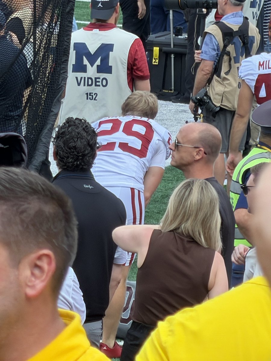 SportsxFanattic's tweet photo. @JoshPateCFB soaking up the sights and sounds of pregame - hoping for a pic somehow. #CFBCommish #PateStateU https://t.co/L8ESjKCn8F