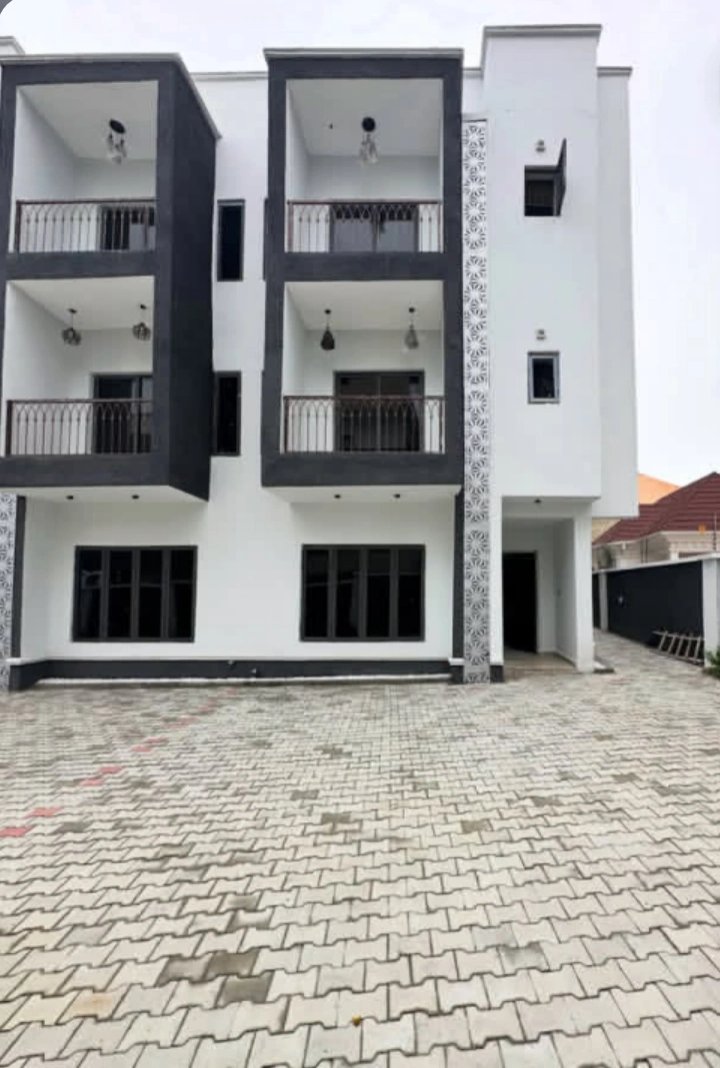 btc_dado's tweet photo. Congratulations Brains 🥂❤️
One of everyone’s dreams…
Coming soon 👀🏡
@_brainsofweb3 https://t.co/jqfgM4OSi6