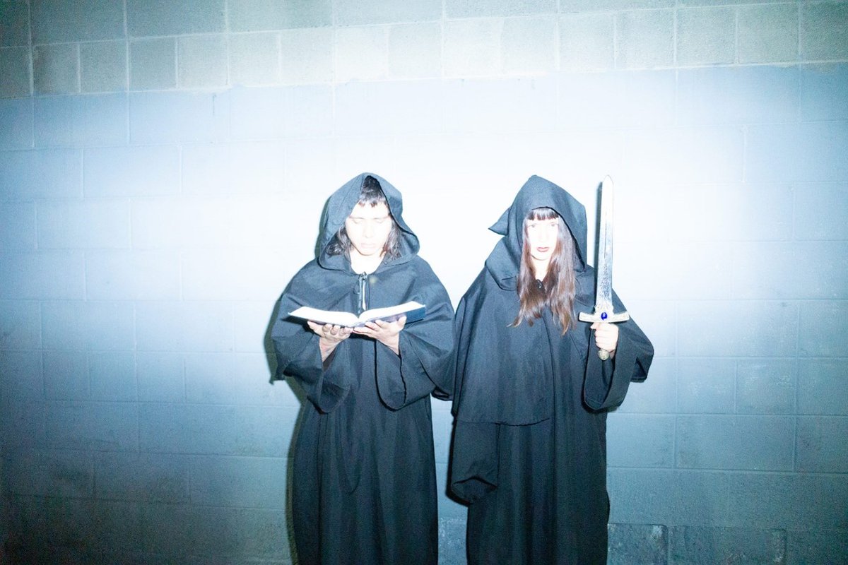 TierraAdentro's tweet photo. 💿 🎵Juan Pablo Ramos nos comparte la historia del Grupo Valgur conformado por los hermanos Hugo y Elizabeth Valdivieso. Descubre la mezcla de la tradición local con la modernidad del synth-pop https://t.co/UdDNyf5Ce3 https://t.co/XNAhOb5j8b