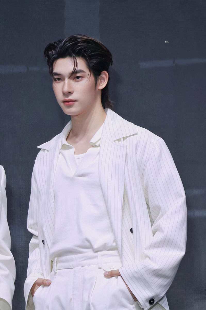 cnktxmm's tweet photo. พี่นายแบบเท่มั๊ก !!!!

TTP AT MCHOICE 2026

#ตี๋ตี๋ป๋อมิ้นท์อวอร์ด2026
♡。@twnpich  #twnpich 𓏴🐶 ⸝⸝⸝⋆ https://t.co/OcjJhTYDTT
