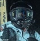 guannato's tweet photo. es gracioso como sabes q es jungkook por la cinturita, la pose uwu y los ojotes https://t.co/lJAAnfYL07