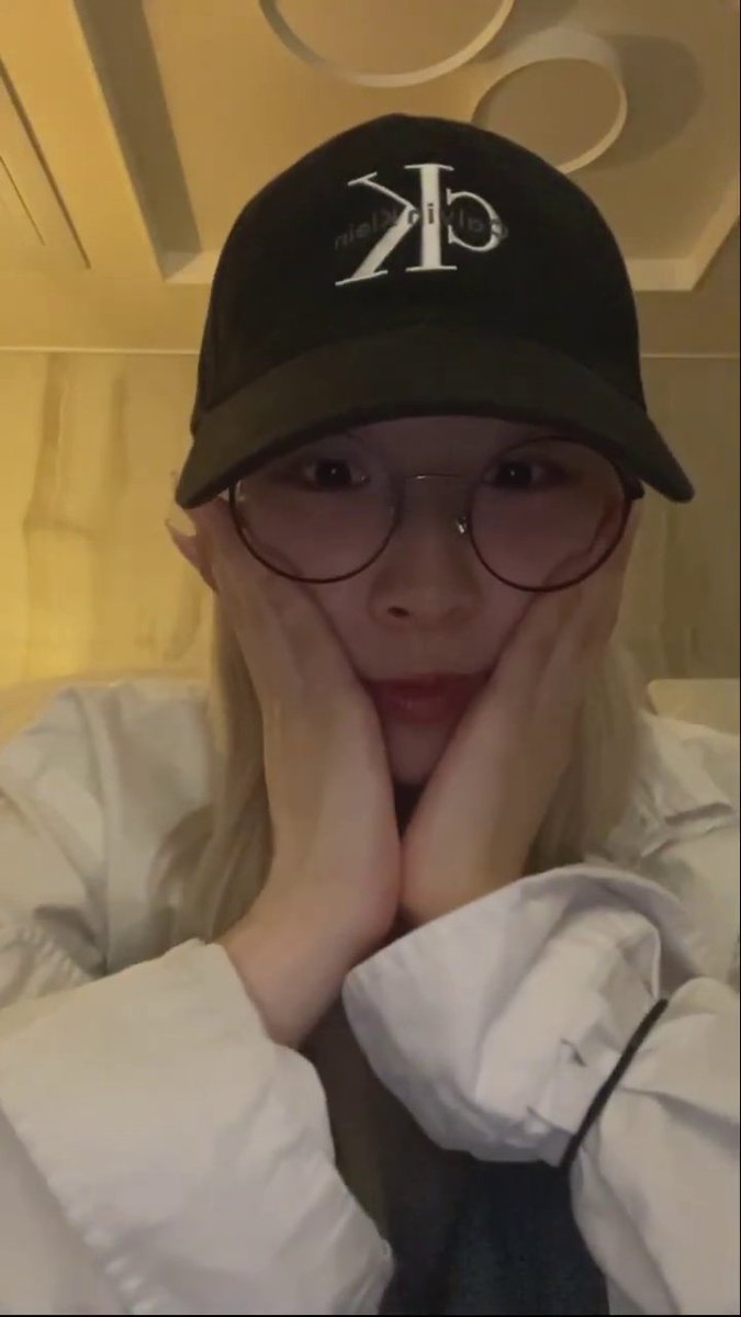haseulface's tweet photo. https://t.co/m5qMJajZOw