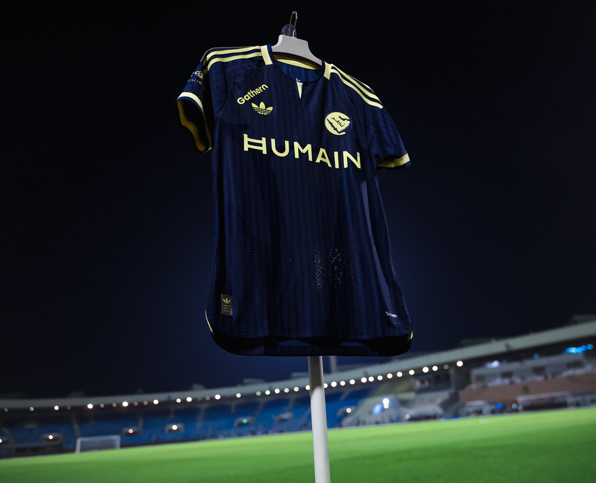 AlNassrFC's tweet photo. نسختـك الرسمية الخاصة من قميص #النصر الكلاسيكي
يمكنكم اقتناؤها الآن من خلال متجـر #النصر الإلكتروني وفروعه 📲
https://t.co/iC4OhaiSoi https://t.co/zhyPy4Fcsc