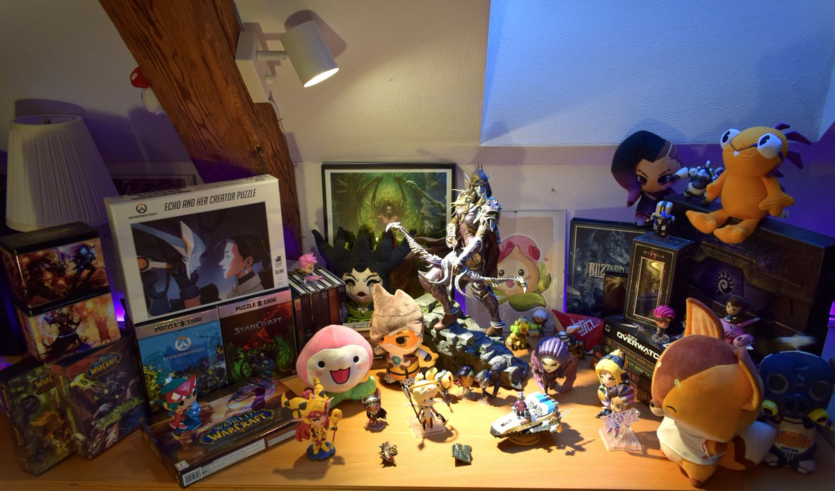 NixLupus31's tweet photo. Happy BlizzCon day everyone! ❄️✨

Im so ready!!! 💜 #BlizzCon2026 https://t.co/FtXDbW1t6Y