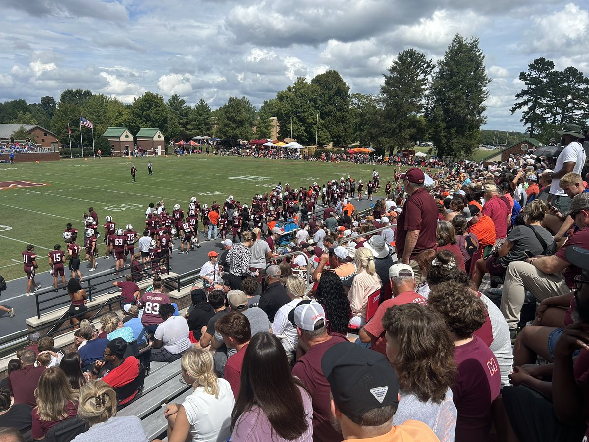 Isaiah_Hawkins8's tweet photo. Thanks for having me @MCScotsFootball! Loved the atmosphere and the hospitality! 
@ConnorPylkas_FB 
@CoachLongHill 
@cehawkins 
@LCACoachSellers 
@GVandagriff https://t.co/QPkJEbtO7L
