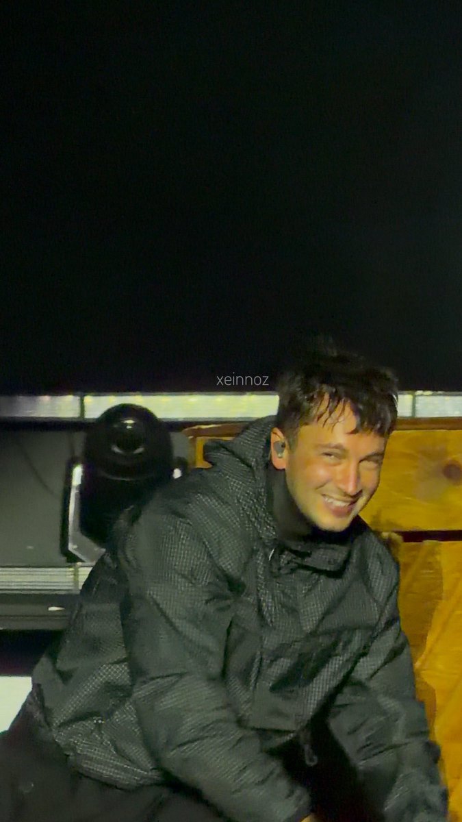 xeinnoz's tweet photo. reposting this cause y’all are sleeping on it LOOK AT HIM???!!!?? https://t.co/wy57KRLaWm