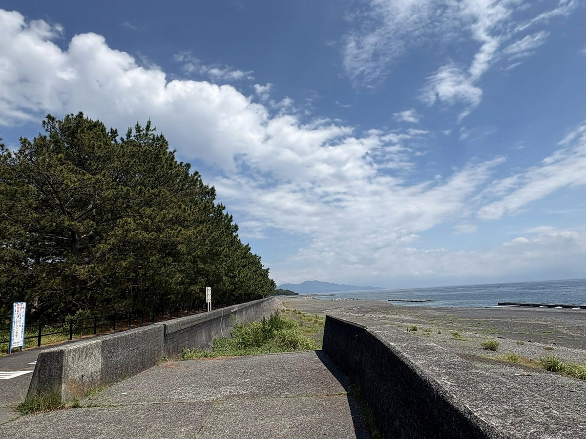 NetExam's tweet photo. どこまで本当なのかわからんけど、ちいかわくら寿司コラボやってくれてるおかげなのか他の回転寿司いつもより空いてたりするので助かっていたんだけどな https://t.co/x4PmDpGk4K