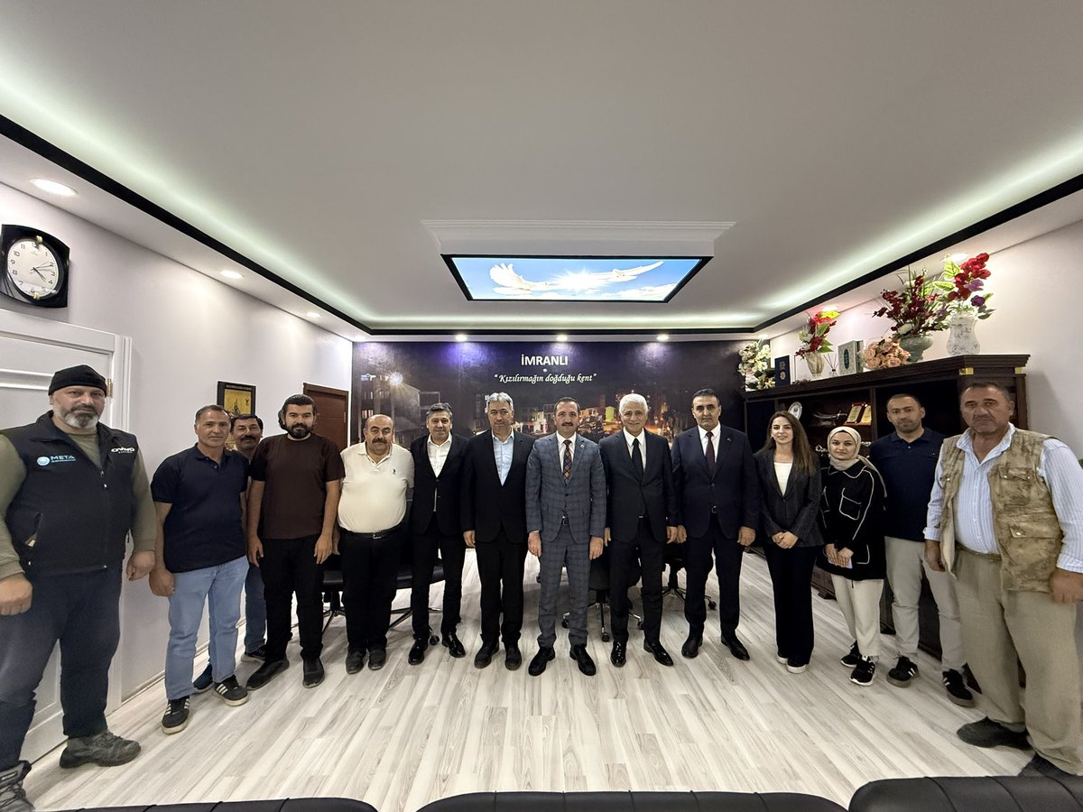 av_ahmetgul's tweet photo. Türkiye Yüzyılı Buluşmalarını koordine eden Genel Başkan Yardımcımız ve Teşkilat Başkanımız Sayın Ahmet Büyükgümüş’e; Sivas programımıza başkanlık eden Genel Başkan Yardımcımız ve Türk Devletleri ile İlişkiler Başkanımız Sayın Prof. Dr. Kürşad Zorlu’ya; Sivas İl Başkanlığımıza, İl Başkan Yardımcımız Nihat Ayık’a, İl Yönetim Kurulu Üyemiz Sezen Kamalı’ya, İmranlı İlçe Başkanımız Ferhat Yurttaş’a, İmranlı Belediye Başkanımız Ali Ürek’e ve İmranlı teşkilatımızın bütün mensuplarına teşekkür ediyorum.