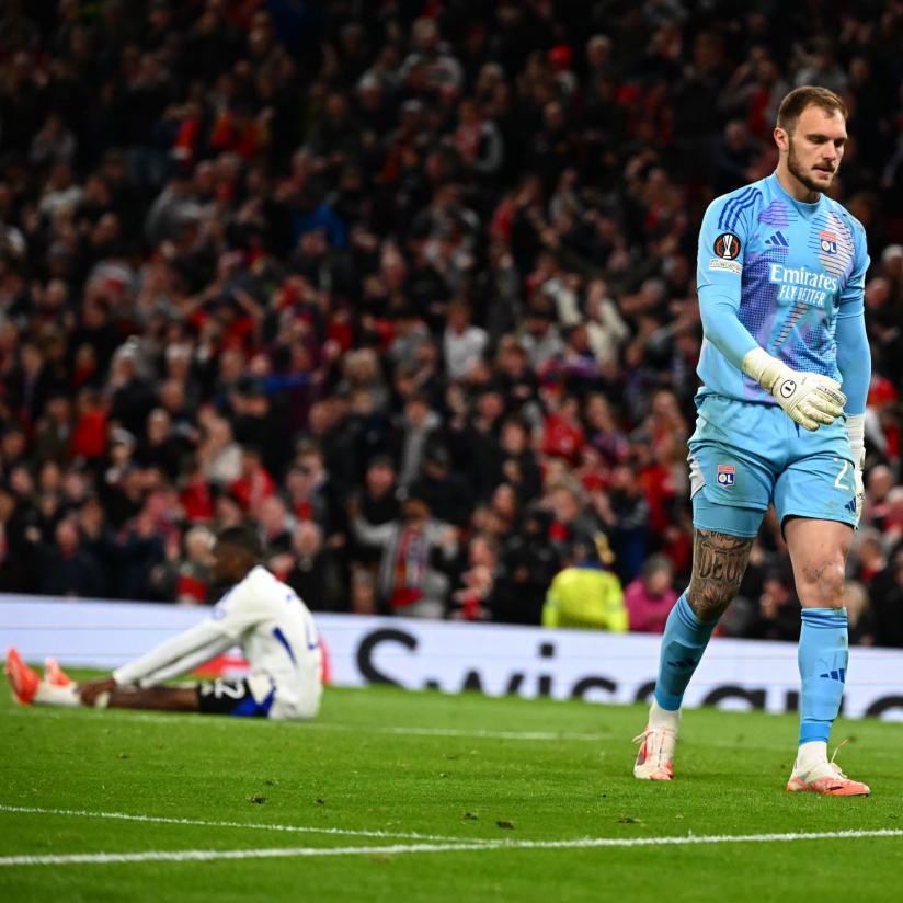 ThibaultHertier's tweet photo. Mon club est mort un jeudi soir à Old Trafford.

Et je crois qu’il ne s’en relèvera jamais. https://t.co/8dIgimz8ek