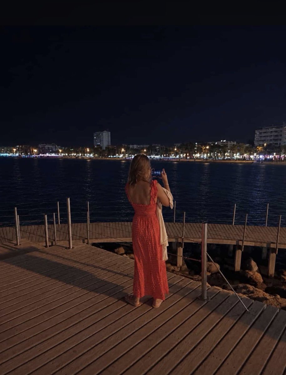 Anitafash's tweet photo. El sonido de las olas bajo las estrellas es la mejor melodía para calmar el alma
#Buenasnoches https://t.co/EvCqxXU09Q
