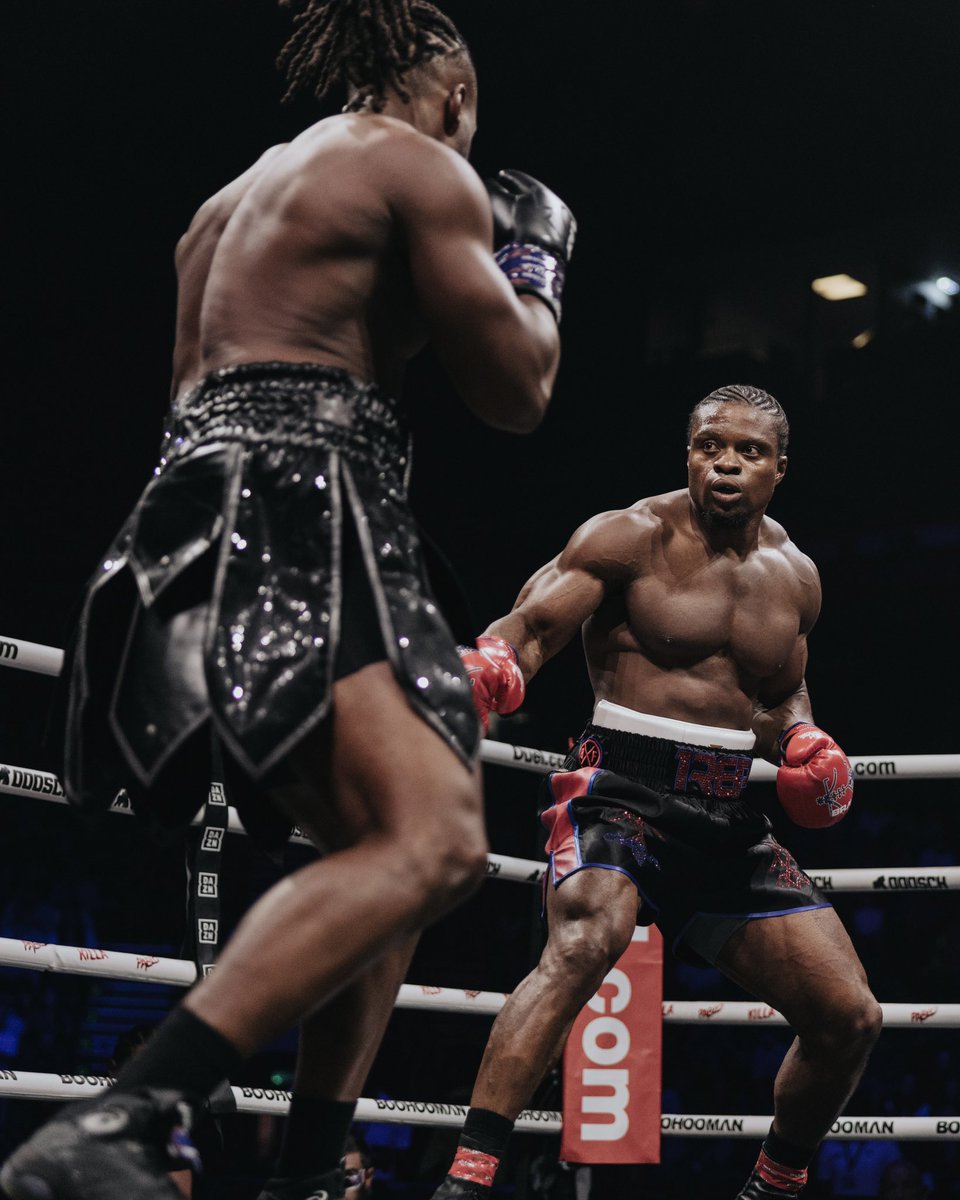 MisfitsBoxing's tweet photo. Armz defeats Kelz!🔥
#McCannStacks | NOW | Live on @dazncombat https://t.co/hY4LJ1EEOT