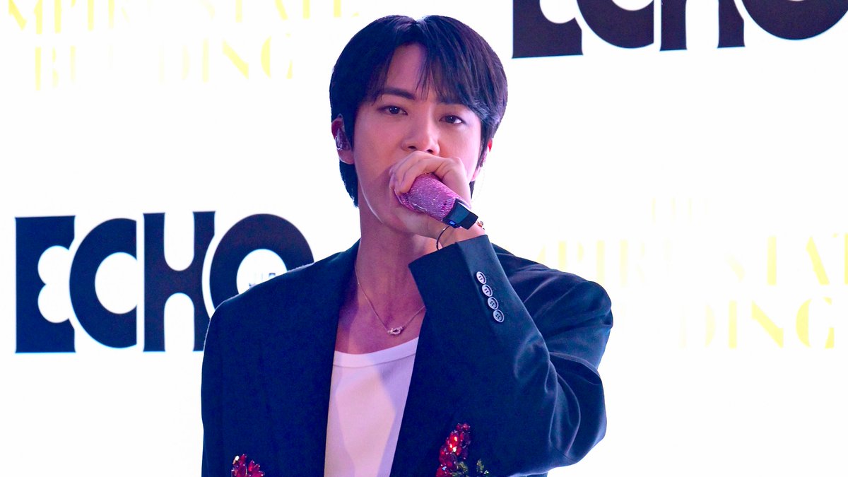 Jeff__Benjamin's tweet photo. Congratulations to @BTS_twt's JIN who joins @Spotify's Billions Club with his 2025 single "Don't Say You Love Me" this past August! https://t.co/k05RwVGSSq