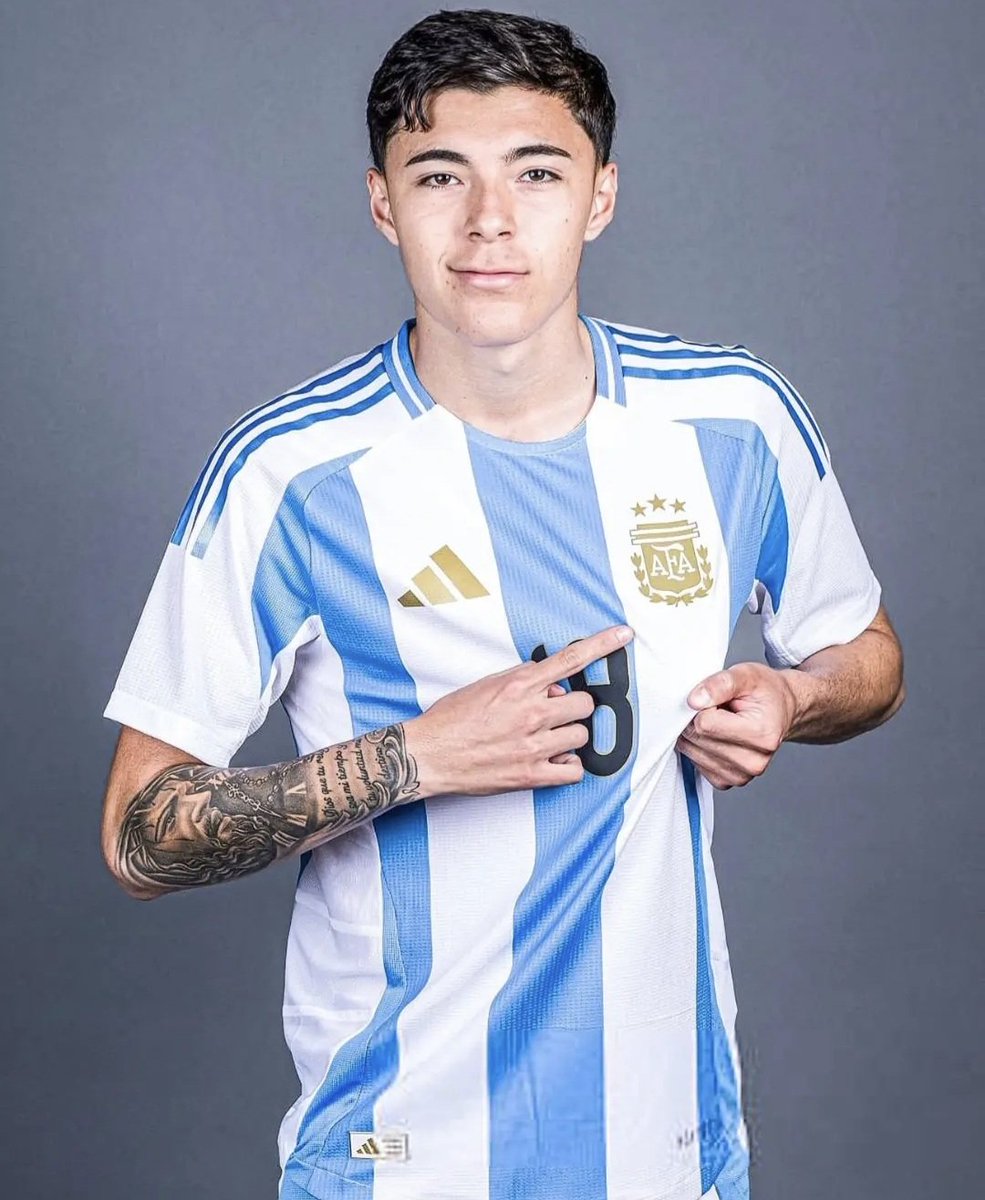 inforeald's tweet photo. EL MEJOR JUGADOR DEL FÚTBOL ARGENTINO ACTUALMENTE. 

TOBÍAS ANDRADA, RIVER CAMP. https://t.co/tWeE7gQe2A