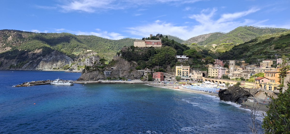 MaryAllidine's tweet photo. We left lovey #monterosso today and arrived in #Lucca It looks like a very pretty city. https://t.co/8mHP6kzOsJ