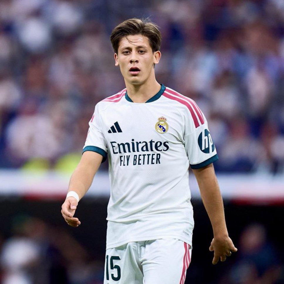 theMadridZone's tweet photo. GAME CHANGER. 🔥 https://t.co/cfKm1DJgAE