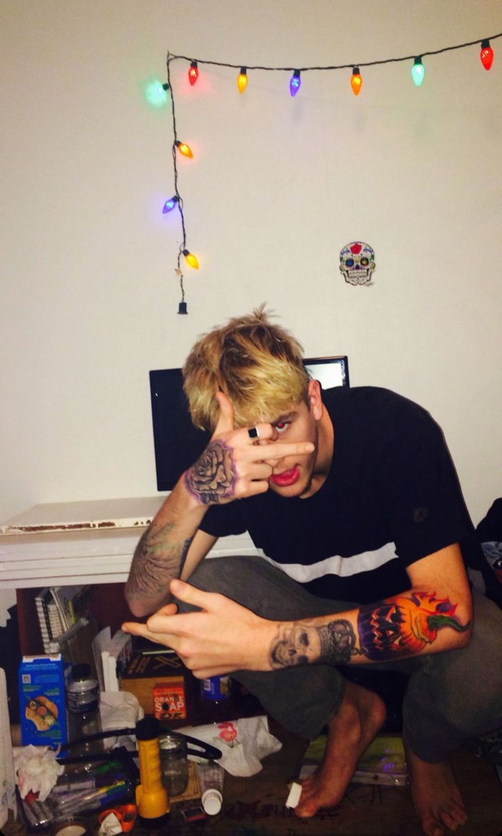 dailydoseofpeep's tweet photo. https://t.co/QrBd7QzKFe