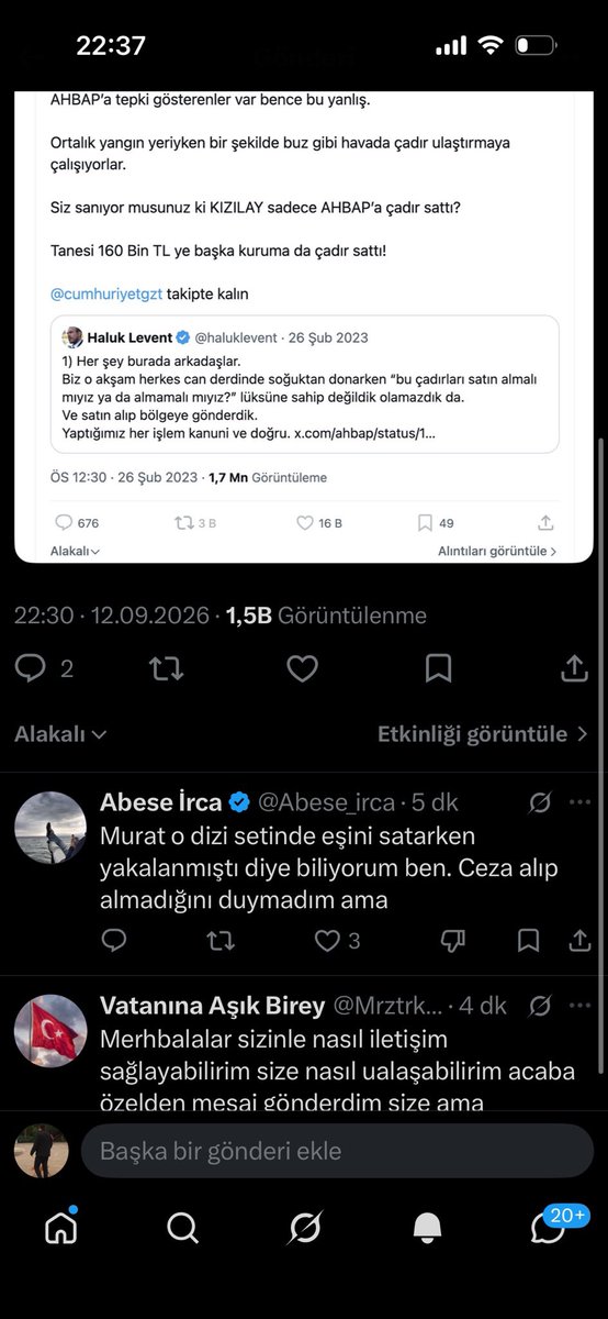 muratagirel's tweet photo. “Murat o dizi setinde eşini satarken yakalanmıştı.”

‘’Murat’ın karısı fuhuştan ceza aldı.”

Daha önce çocuklarıma yönelik tecavüz içerikli, insanın aklının dahi alamayacağı paylaşımlar yaptılar.

Şimdi hedefte hayat arkadaşım var.

Peki bunu yapan kim?

“Abese İrca” takma adlı hesabı kullanan Niyazi Canbaz. Hakkındaki uyuşturucu dosyası ve geçmişi ayrıca ortada. Bunların belgelerini gerektiğinde ilgili mercilere de sunacağım.

Peki sebebi ne?

Gazetecilik.

Gökçek dosyasını anlattıktan sonra sistematik bir saldırının hedefindeyim. Hakaret ettiler, küfür ettiler, iftira attılar. Bugüne kadar yapılanların tamamını tek tek kayıt altına aldım ve savcılığa taşıdım.

Ancak bu kez başka bir sınır aşıldı.Paylaşımlara bakın.

“Murat o dizi setinde eşini satarken yakalanmıştı.” “Murat’ın karısı fuhuştan ceza aldı.”

Bu ahlak yoksununun paylaşımları ile kendine gazeteci diyen aparatlar gün boyunca beni hedef gösterdiler.

Elbette suç duyurusunda bulunacağım.Ancak sözüm olsun umarım emniyet benden önce bu kişiyi bulur.
@adalet_bakanlik @abakingurlek @EmniyetGM @istanbulCBS @istanbul_EGM