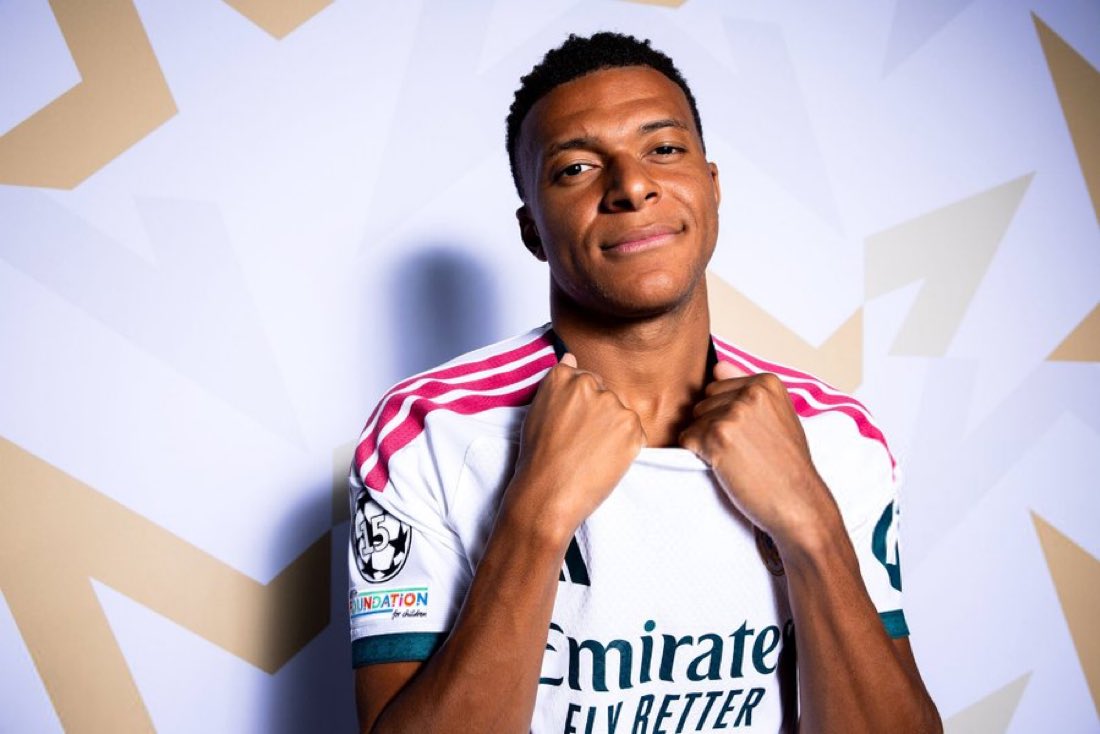 1SMi_'s tweet photo. 🚨 — كيليان مبابي مع ريال مدريد هذا الموسم :

⚽⚽🅰️ هدفين + اسيست أمام رايو فاليكانو

⚽ هدف أمام إنتر ميلان 

⚽ هدف أمام ملغا

⚽⚽⚽ هاتريك أمام سوسيداد

✅ ساهم في الدوري الاسباني 
✅ ساهم في دوري ابطال اوروبا https://t.co/IIpTCnNlB6