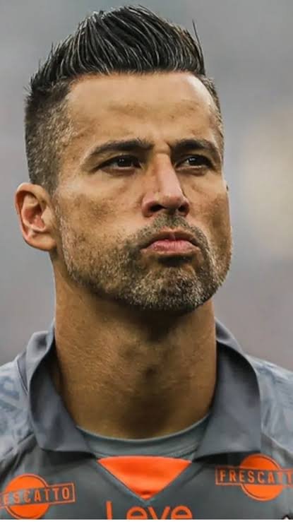 CarloGibran's tweet photo. Parabéns!!!!!!
104 gols tomados do Galo.
Nenhum goleiro levou tantos gols do Maior de Minas.
🖤🐔 https://t.co/atKBCuxpek