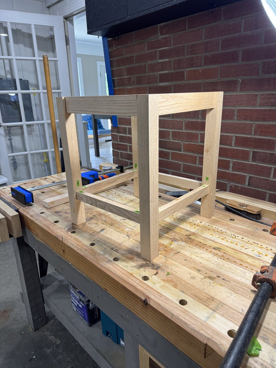 MikeOB2579's tweet photo. Working on an oak side table for my parents.  Roughed out the base so far. https://t.co/BPBoDYKUlw