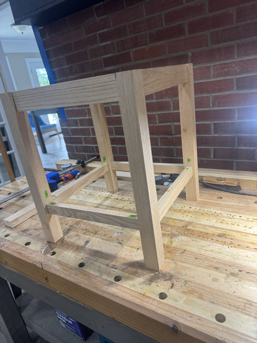 MikeOB2579's tweet photo. Working on an oak side table for my parents.  Roughed out the base so far. https://t.co/BPBoDYKUlw