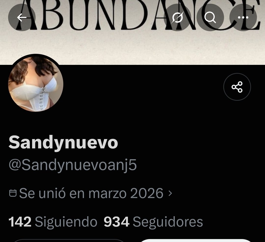anjel21_'s tweet photo. @estafasmty No caigan chicos es una estafadora un compañero le deposito y al momento lo Bloqueo por whats y su numero de cell ya la reporte ala muerta de hambre por todas sus redes denuncien. https://t.co/NUcYvvhZFQ